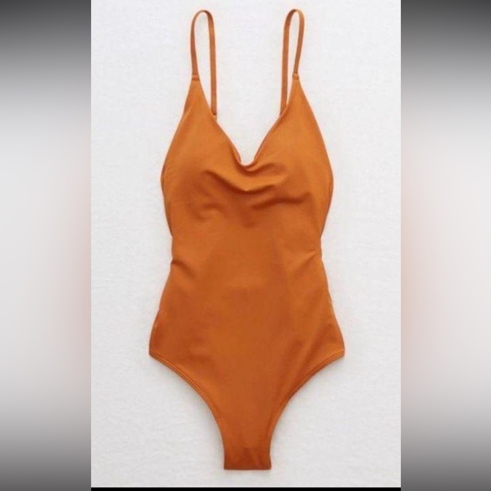 Aeries scoop back open side one piece bathing suit - Picture 4 of 6